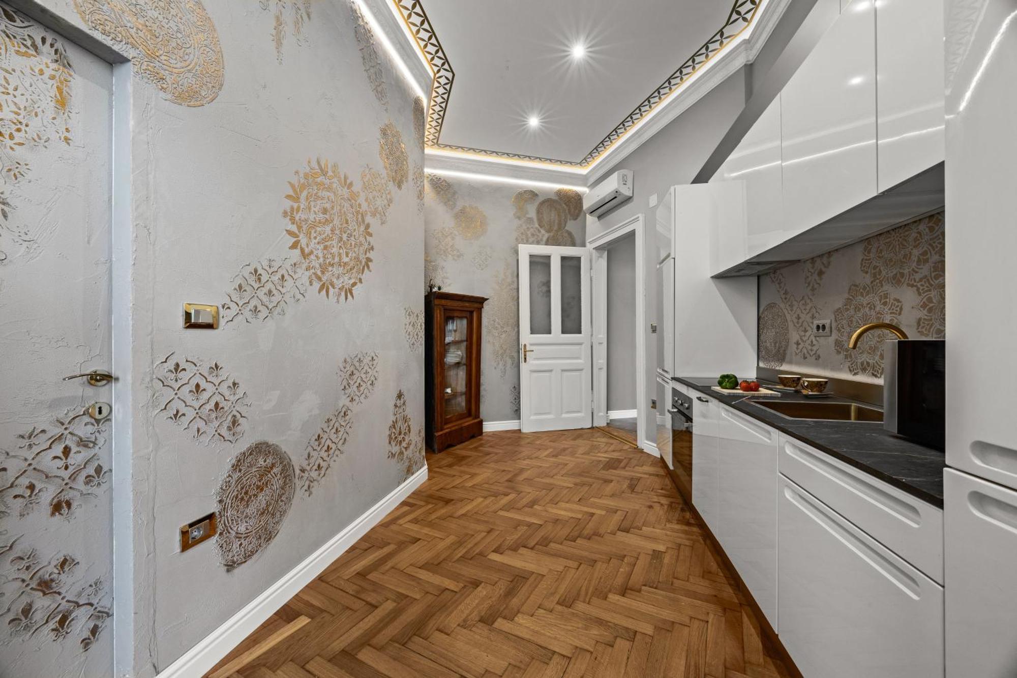 Villa Muenz Luxurious Residence Pula Exterior foto
